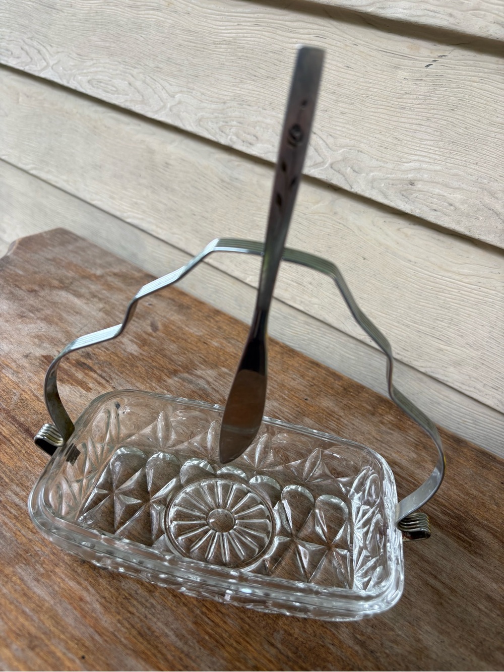 VTG Sheffield England crystal glass butter dish set features a patterned glass